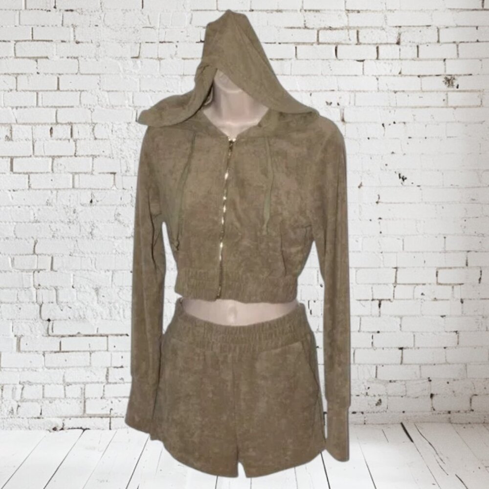NWT Tic Toc Hoodie & Short Set Zip Front Terry Cloth